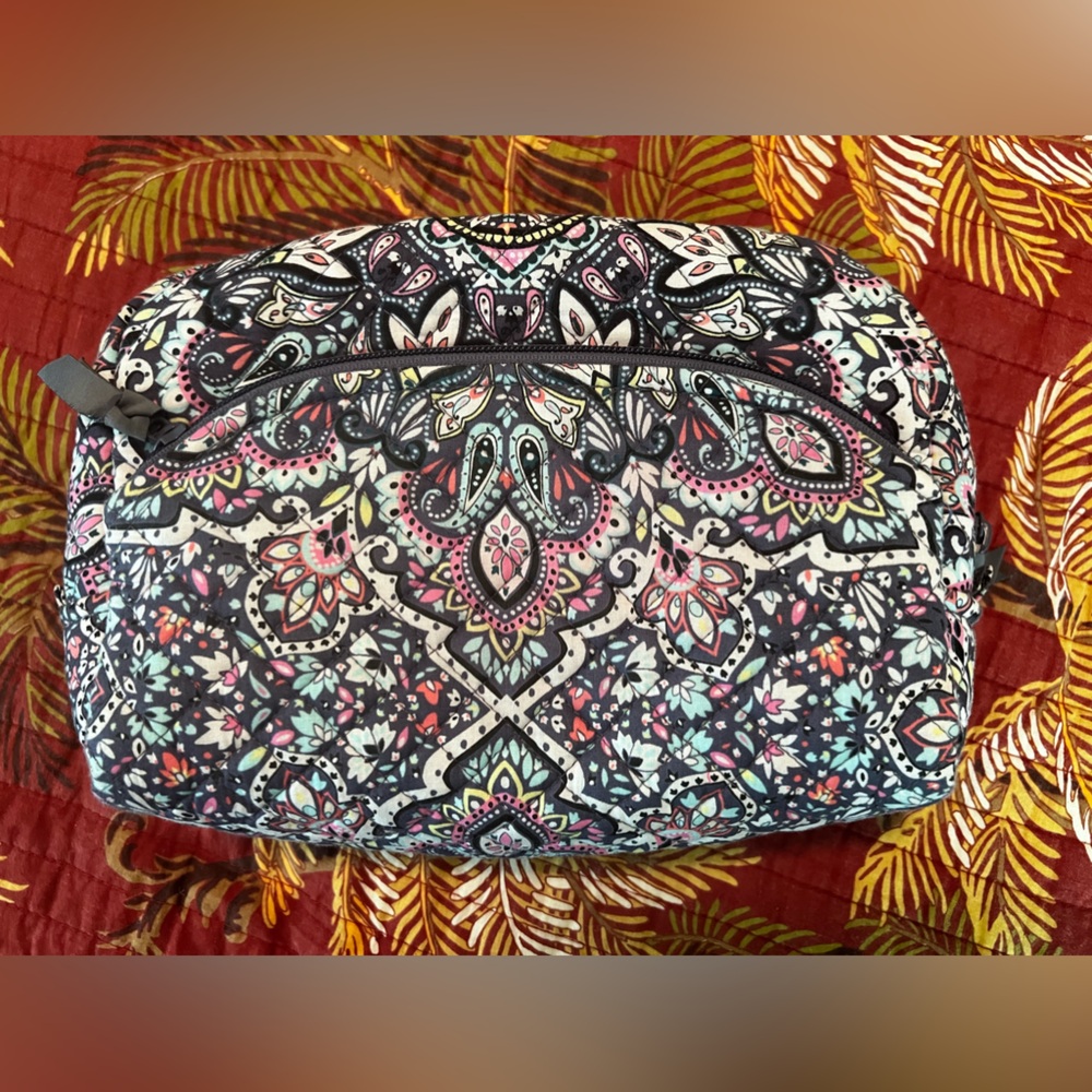 Vera Bradley Large Make Up Bag